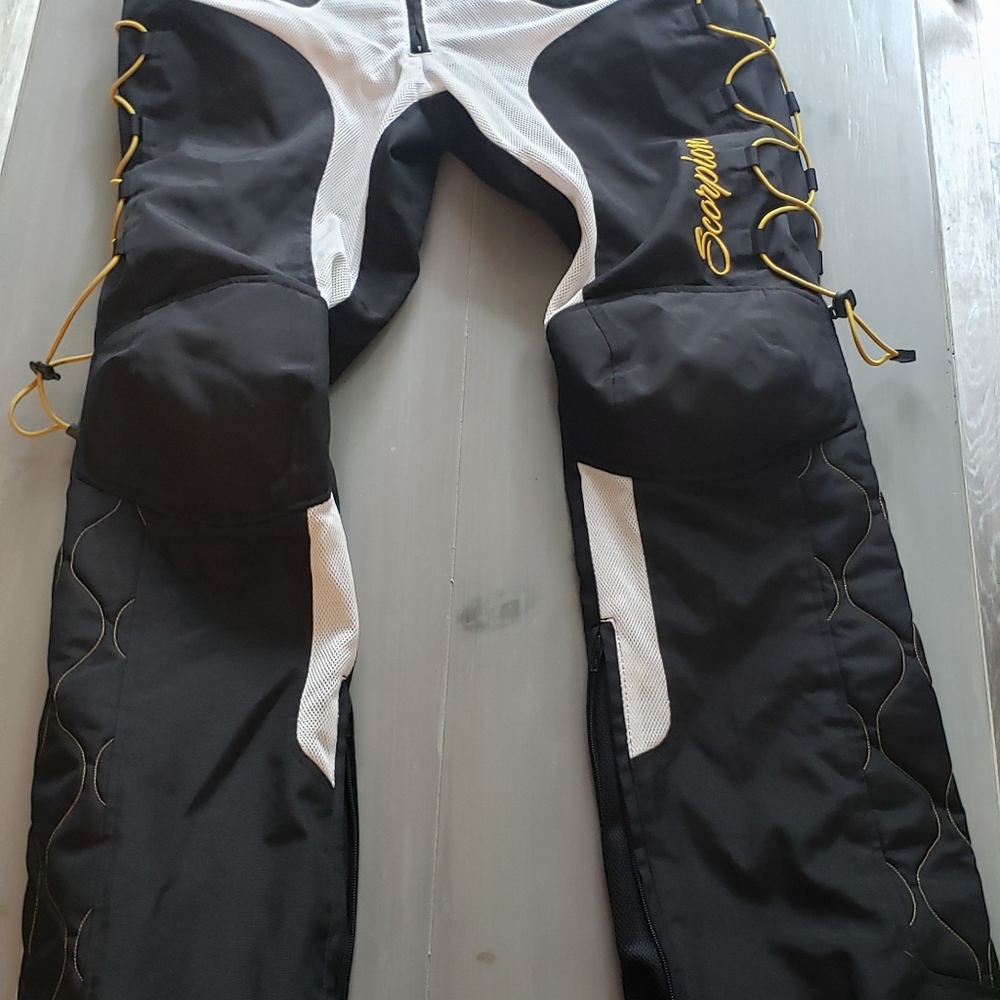 Scorpion EXO Armored Riding Pants